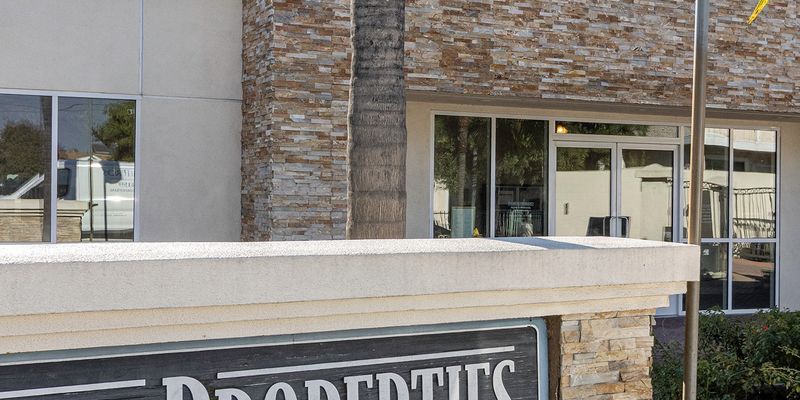 Baldwin Park Apartment: 4040 Badillo Cir