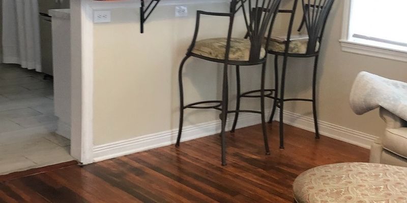 Florence Apartment: 153 S Guerry St