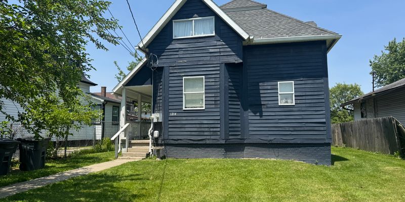 Kokomo Apartment: 1214 W Havens St