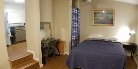719 C Bed.jpg