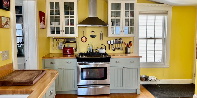 Portland House: 272 Danforth Street