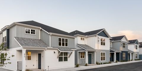 dwellhousing_edits_02.jpg