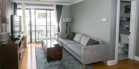 4144 N Sherdian (9).jpeg