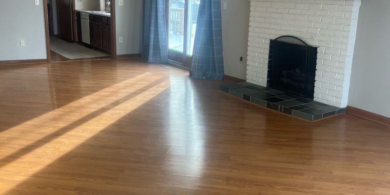 Winona Lake House: 1409 Park Ave