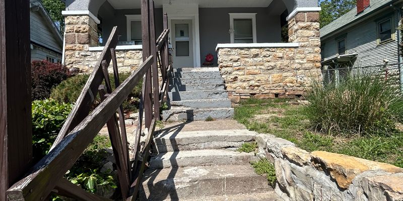 Kansas City House: 4112 Park Ave