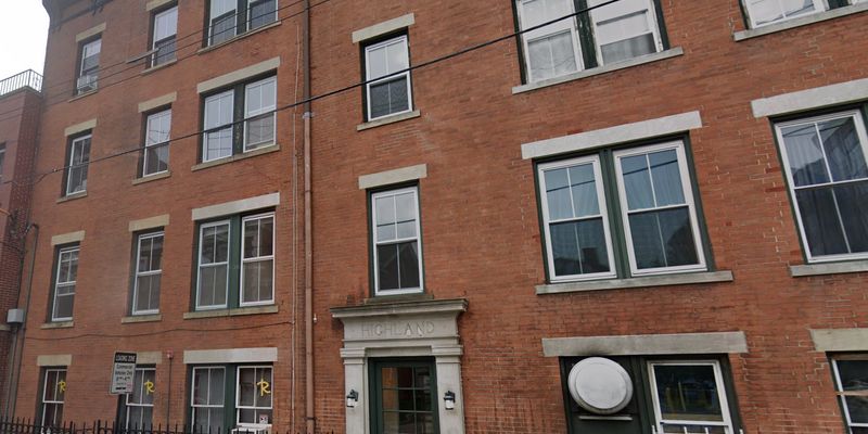 New Haven Apartment: 25 High St