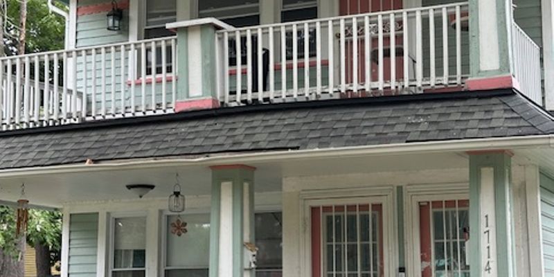 Cleveland Apartment: 1714 Castle Ave