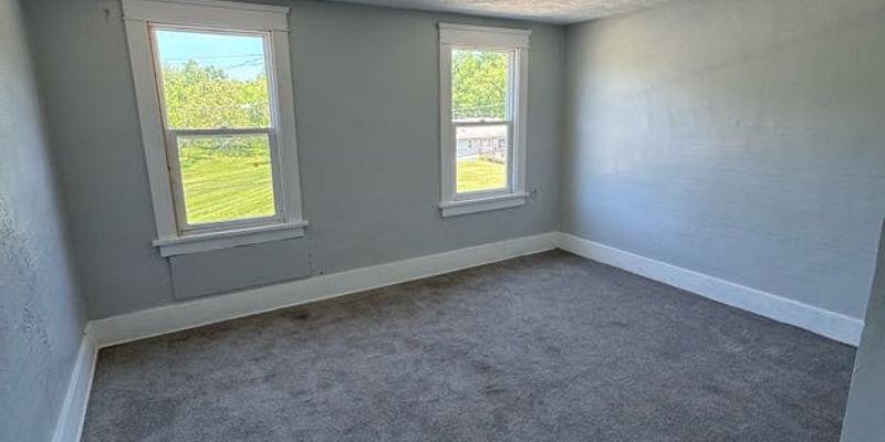 Warren House: 423 2nd St SW