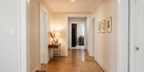Hallway.jpeg