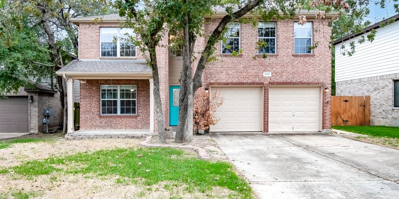 Cedar Park House: 1204 Mathias St