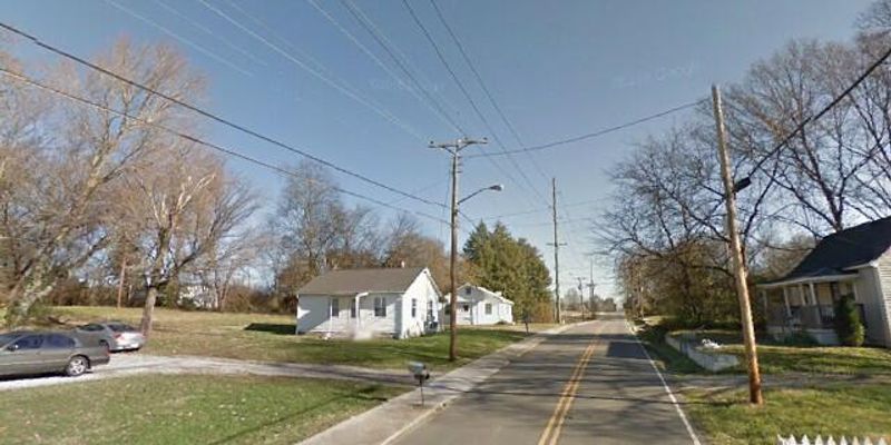 Knoxville House: 2911 Brooks Avenue