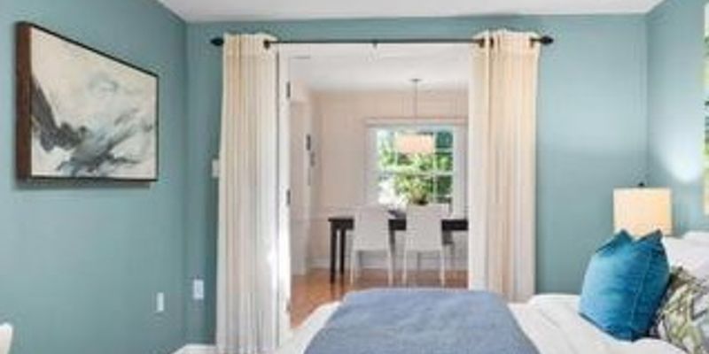 Long Branch House: 4437 Long Branch Ave