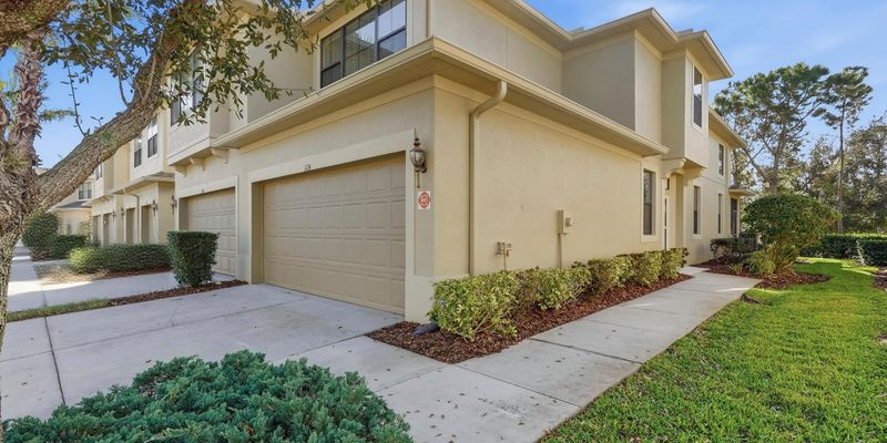 St. Petersburg House: 1124 118th Terrace N