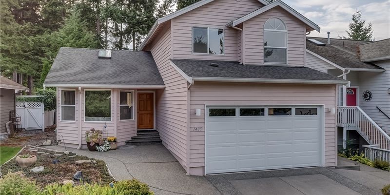 Bellingham House: 1405 Undine St