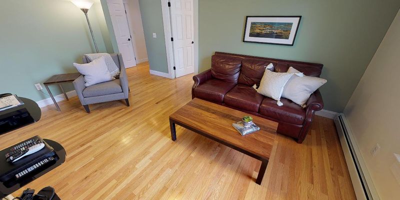 Bangor Apartment: 37 Pearl St