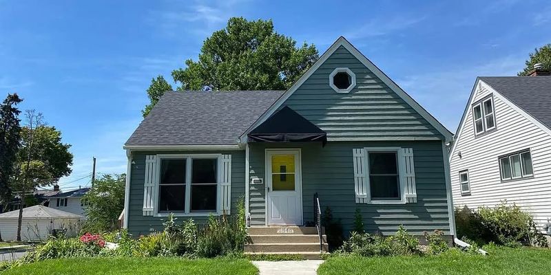 Minneapolis House: 5840 Pillsbury Ave