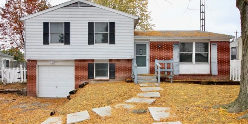 Northwood House: 172 Chesapeake Ln