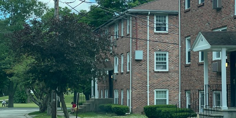 Amesbury Condo: 6 Carriage Hill Road