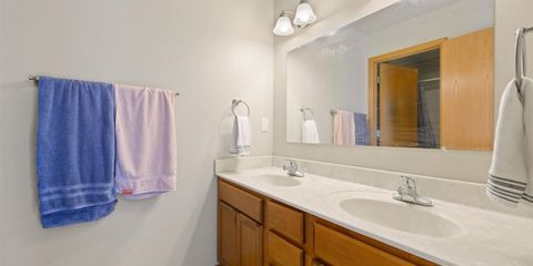 13-142 77 N Park Ridge.jpg
