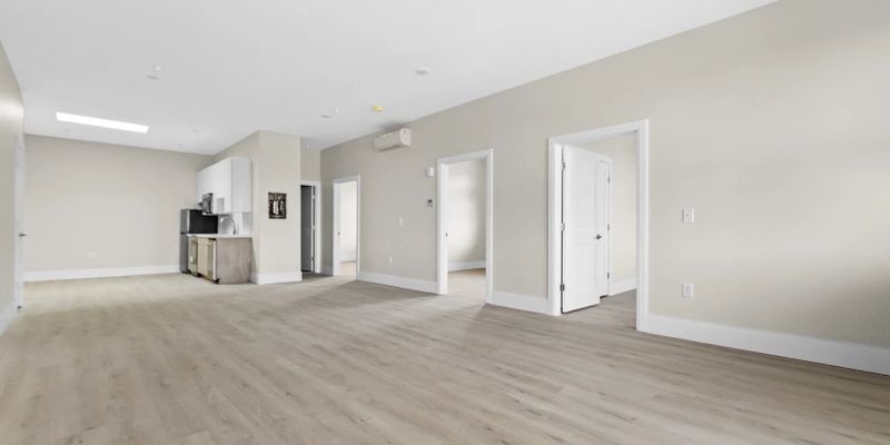 Haverhill Apartment: 66 Emerson St