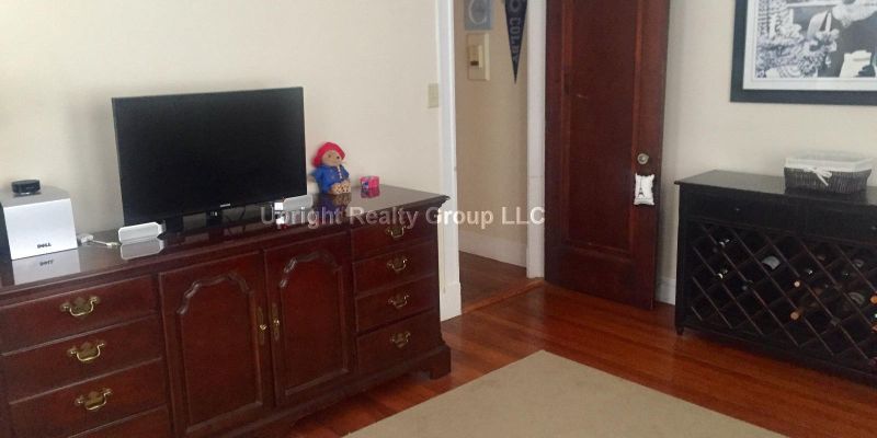 Quincy Apartment: 14 Russell St