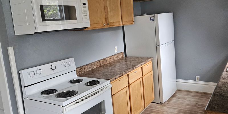 Charles City House: 302 7th Ave