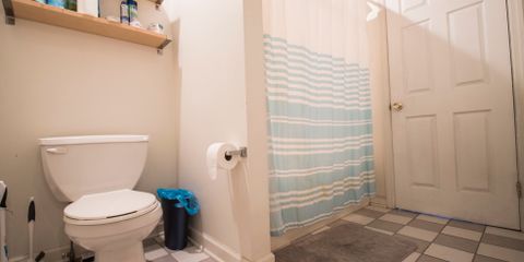 2516Jo_Bath2.JPG