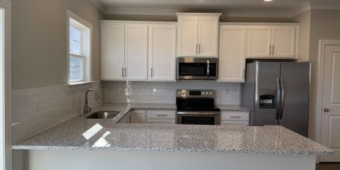 Kitchen1.jpeg