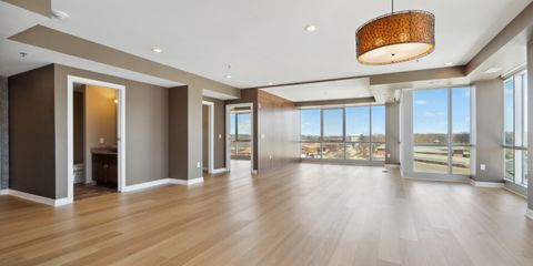 11-104_1305 5th St_418.jpg