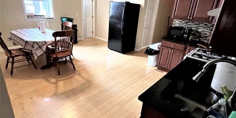 4716 Chestnut D Common 202012.jpg