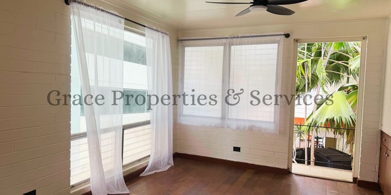 Honolulu Apartment: 2212 Aloha Dr