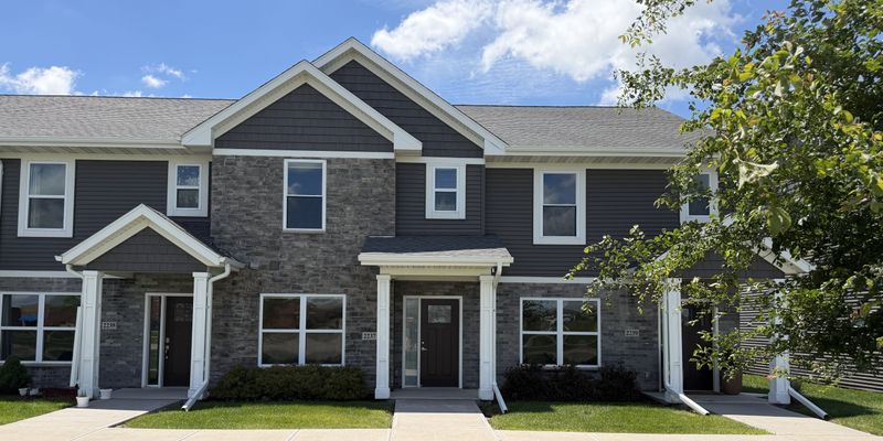 North Liberty House: 2237 St Andrews Dr