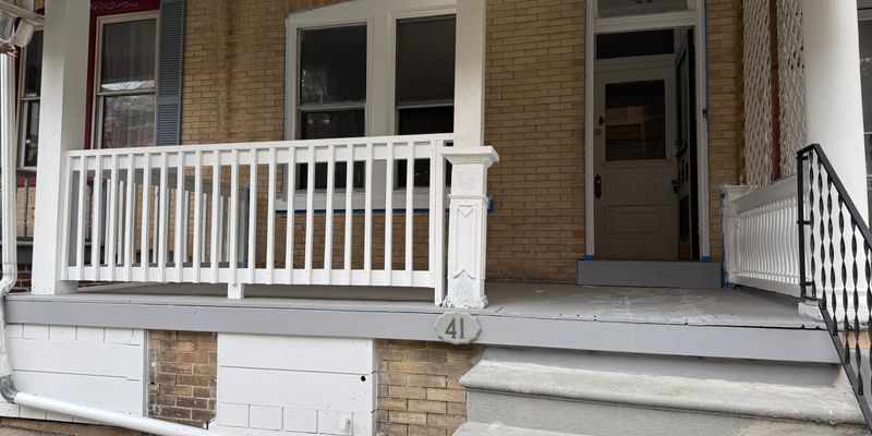 Allentown House: 41 S Franklin St