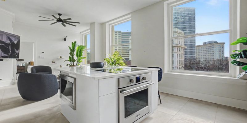 Atlanta House: 57 Forsyth St NW