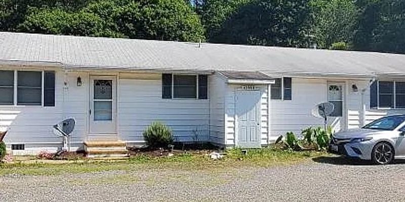 St. Mary's County House: 43998 Sandy Bottom Rd