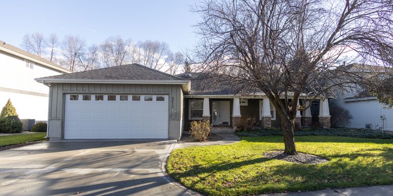 Eagle House: 2412 S Marypost Ave