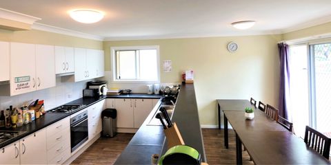 15 Hugo Dinning Room1.jpg