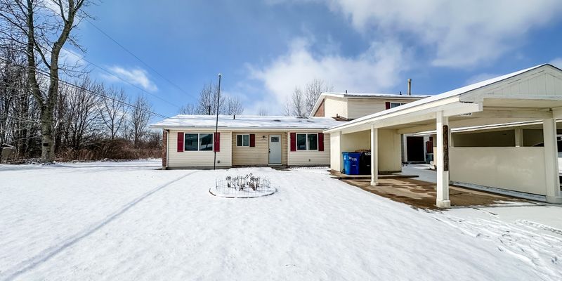 Peru House: 41026 Gunter Ct