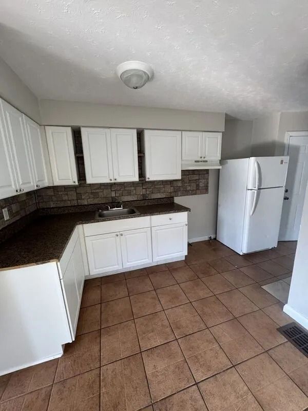 321 W Norman Ave 2 photo 4