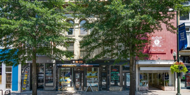 Richmond Apartment: 308 E Broad St