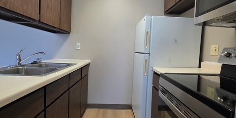 Kitchen .JPG