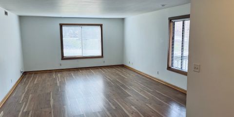 5941Nathan Apt3 pic4.jpg