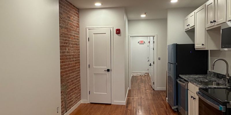 Johnson City Apartment: 252 Main St