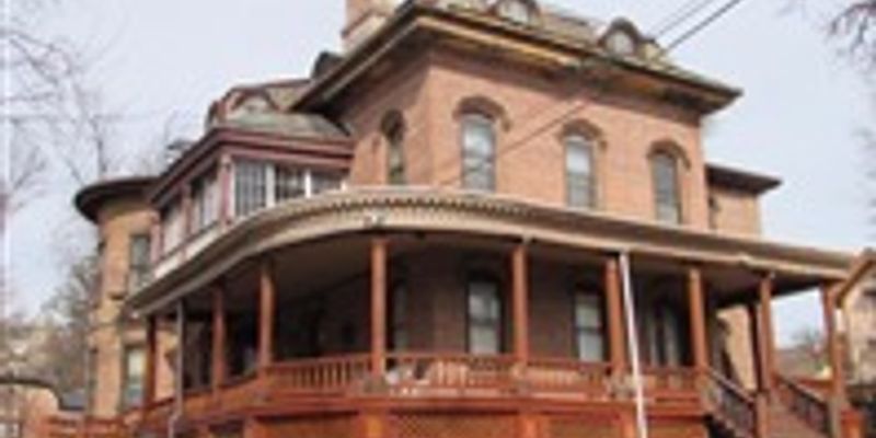 Newburgh Apartment: 317 Grand Street