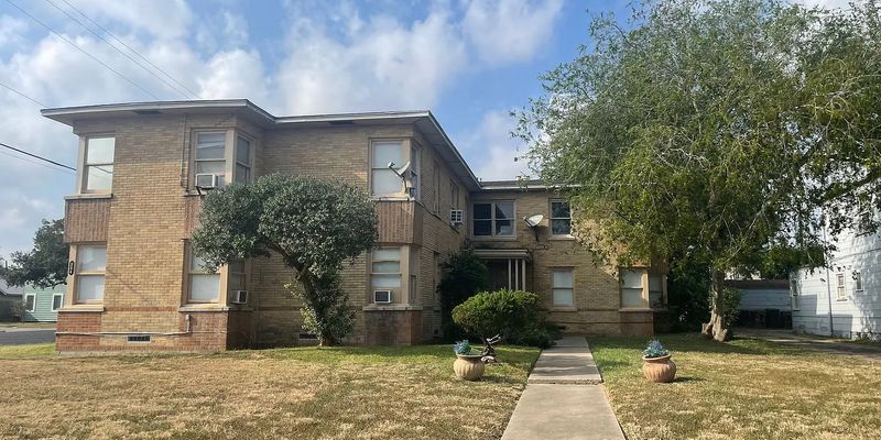 Corpus Christi Apartment: 254 Rosebud Ave