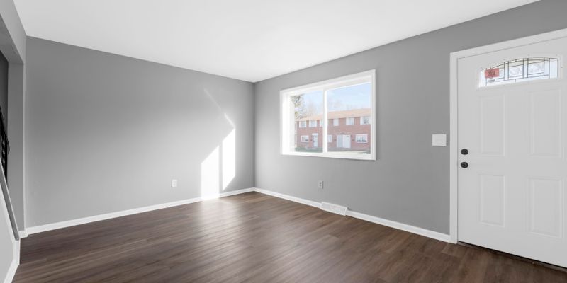 Columbus Townhome: 417 Barnett Rd