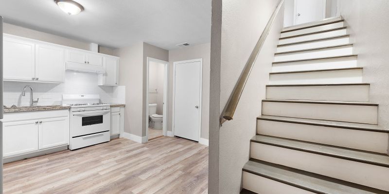 Greenville Apartment: 3430 Sockwell Blvd