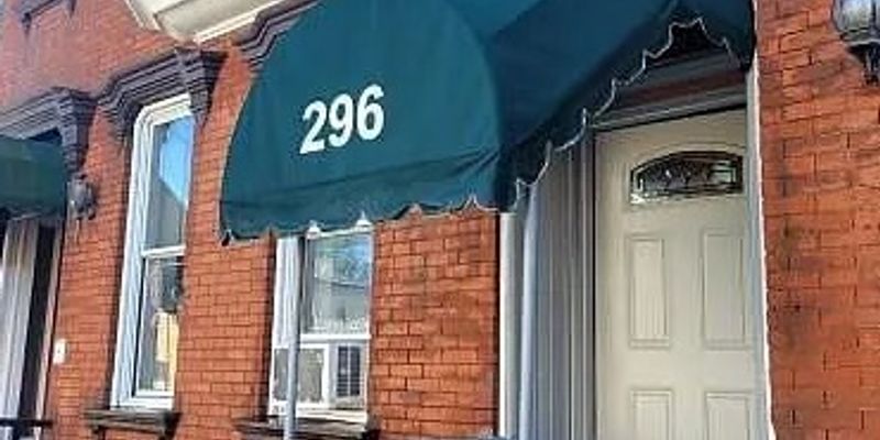 Poughkeepsie Apartment: 296 Mill St