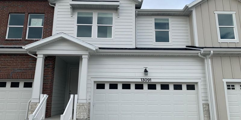 Herriman House: 13091 S Hendry Ln