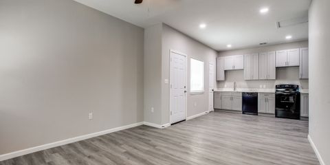 2910-s-laredo-st-san-antonio-tx-78207-MLS-3.jpg